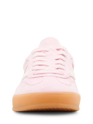 Women's Giia Sneaker