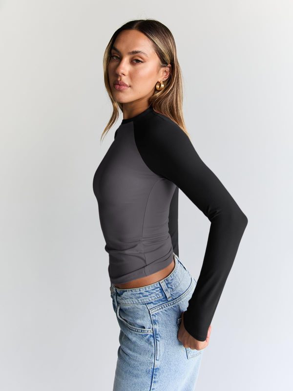 Women's Long Sleeve Shirts Slim Fit Stretchy Color Block Slightly Cropped Tops