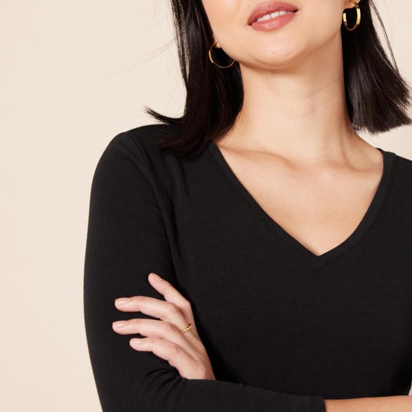 Women's Regular-Fit 3/4 Sleeve V-Neck T-Shirt (Available in Plus Size), Multipacks